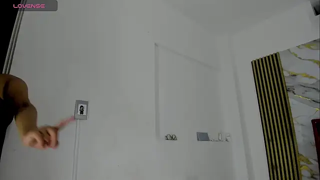 skaylar 95 mylove online show from February 21, 2026, 3:29 am