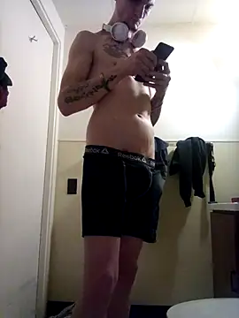 Snapshot of jizzyglizzy92 chatting on March 3, 2026, 12:22 pm jizzyglizzy92 online show from March 3, 2026, 12:22 pm