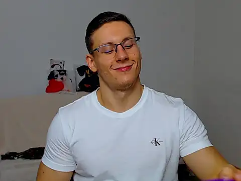 ZeinMiracles online show from September 22, 2025, 5:15 pm