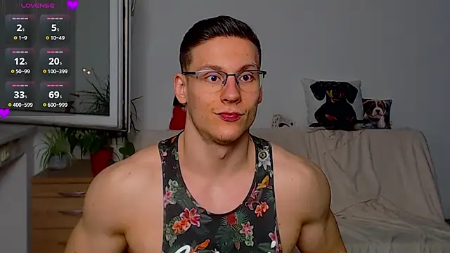 ZeinMiracles online show from March 21, 2026, 8:23 pm