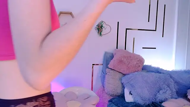 Snapshot of AuroraHans1 chatting on March 3, 2026, 11:32 pm AuroraHans1 online show from March 3, 2026, 11:32 pm