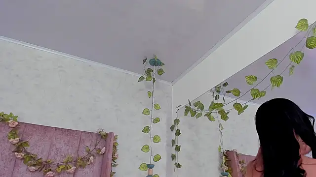 Snapshot of AnyaJay chatting on November 21, 2025, 10:08 pm AnyaJay online show from November 21, 2025, 10:08 pm