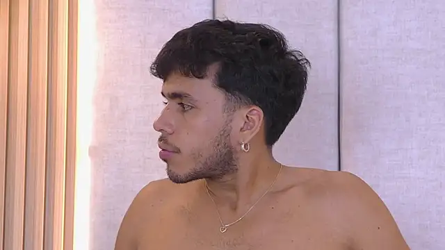 AlexanderJordan online show from November 12, 2025, 1:06 am