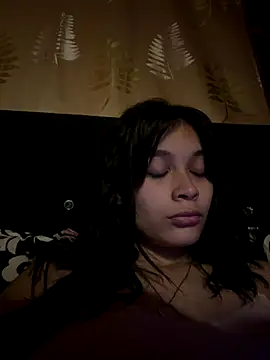 Caroline Fox12 online show from September 25, 2025, 2:15 am