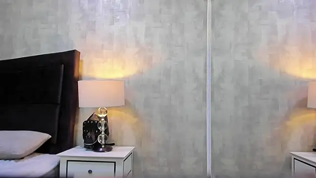 Snapshot of BarbaraLeython1 chatting on September 24, 2025, 2:31 pm BarbaraLeython1 online show from September 24, 2025, 2:31 pm