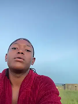 Snapshot of Slowbur chatting on January 14, 2026, 3:01 am Slowbur online show from January 14, 2026, 3:01 am