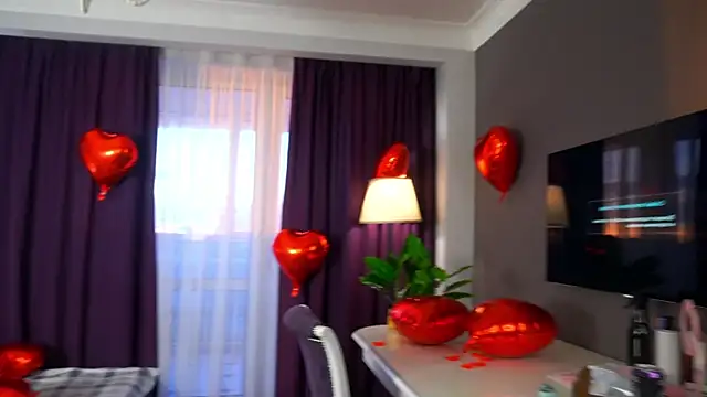 Snapshot of MaryroseRoeder chatting on February 15, 2026, 3:36 am MaryroseRoeder online show from February 15, 2026, 3:36 am