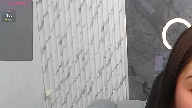 Ivony18 b online show from January 14, 2026, 3:12 am