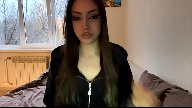 Snapshot of Leaf_Unto chatting on November 8, 2025, 12:16 pm Leaf Unto online show from November 8, 2025, 12:16 pm