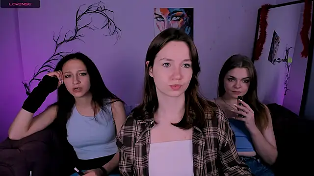 veronica bubble online show from November 22, 2025, 8:19 pm