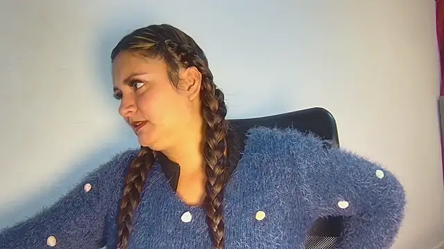 Snapshot of Sunnycurvymf chatting on February 24, 2026, 9:13 pm Sunnycurvymf online show from February 24, 2026, 9:13 pm