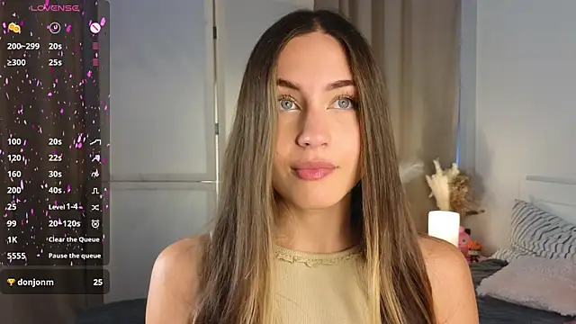 Moonlight1Sonata1 online show from September 22, 2025, 9:11 am