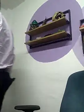 Snapshot of Kn1ghtpanther_ chatting on March 23, 2026, 1:31 am Kn1ghtpanther online show from March 23, 2026, 1:31 am