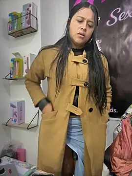 -Mia1 online show from February 5, 2026, 11:59 am