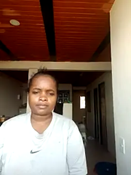 isabella brown1 online show from December 20, 2025, 4:58 pm