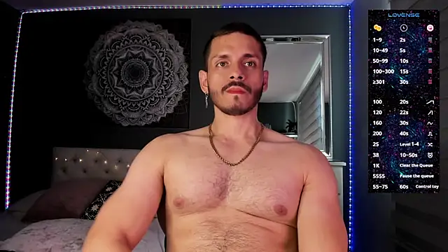 TianZilac online show from October 28, 2025, 8:33 pm