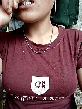 lomi-79 online show from September 15, 2025, 5:18 am