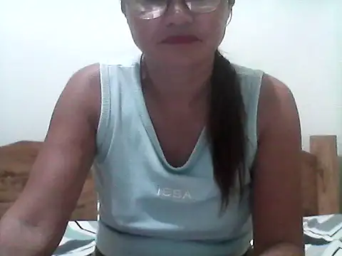 nathalie0045 online show from May 23, 2026, 9:41 pm