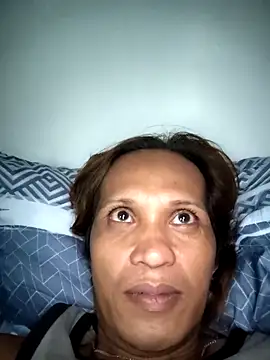 Creamycumdollx online show from November 1, 2025, 12:51 pm