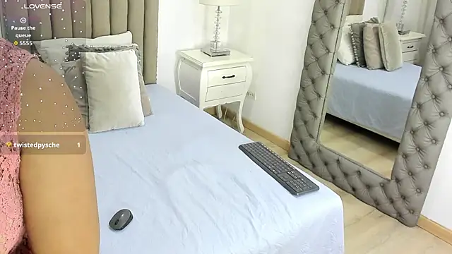 Snapshot of zusan_king_ chatting on October 20, 2025, 3:29 am zusan king online show from October 20, 2025, 3:29 am