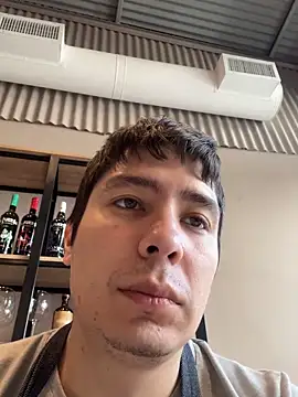 Snapshot of 9999Alez chatting on September 12, 2025, 1:44 pm 9999Alez online show from September 12, 2025, 1:44 pm