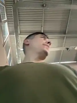 Snapshot of 9999Alez chatting on October 21, 2025, 7:47 pm 9999Alez online show from October 21, 2025, 7:47 pm