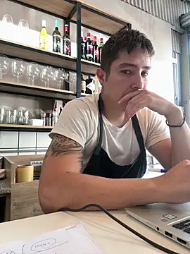 9999Alez online show from March 2, 2026, 7:54 pm