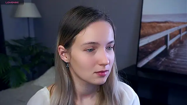 Snapshot of HongTomczak chatting on September 18, 2025, 7:21 am HongTomczak online show from September 18, 2025, 7:21 am