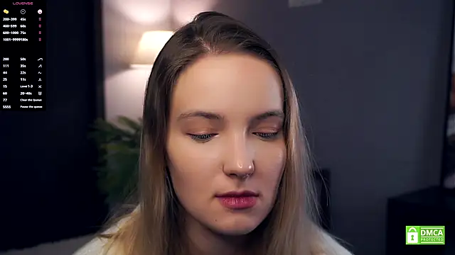 Snapshot of HongTomczak chatting on October 14, 2025, 7:42 am HongTomczak online show from October 14, 2025, 7:42 am