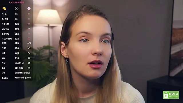 Snapshot of HongTomczak chatting on October 15, 2025, 7:30 am HongTomczak online show from October 15, 2025, 7:30 am