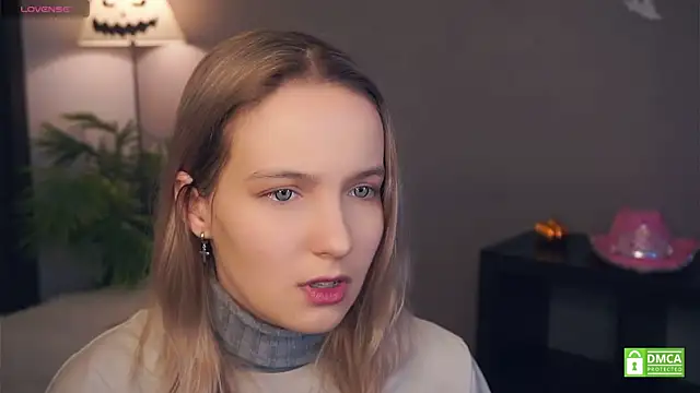 Snapshot of HongTomczak chatting on November 5, 2025, 7:30 am HongTomczak online show from November 5, 2025, 7:30 am