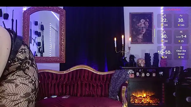 miss strapon online show from November 26, 2025, 10:44 pm