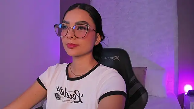 emily tolson online show from March 30, 2026, 2:40 pm