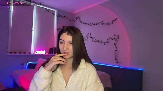 Snapshot of kitty_kristy1 chatting on April 18, 2026, 3:38 pm kitty kristy1 online show from April 18, 2026, 3:38 pm