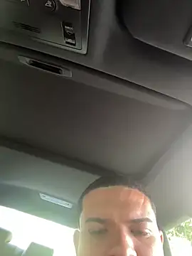 YadielPublic online show from November 15, 2025, 4:36 pm