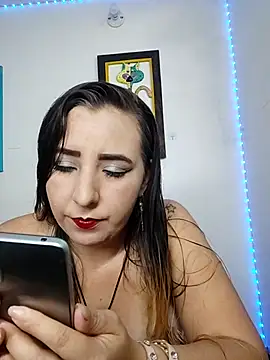 Snapshot of isabella_lovem chatting on November 13, 2025, 7:46 pm isabella lovem online show from November 13, 2025, 7:46 pm