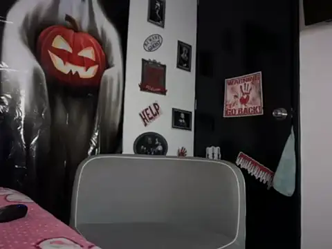 sasha jonne online show from October 31, 2025, 2:45 am