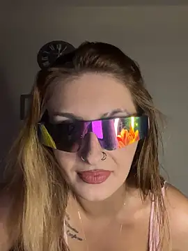 Sexy Bulgarian woman online show from September 13, 2025, 9:58 pm