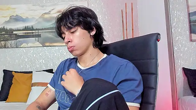 Snapshot of Tyler_durten chatting on February 26, 2026, 3:16 am Tyler durten online show from February 26, 2026, 3:16 am