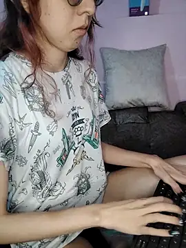 AnnieSparkle online show from October 18, 2025, 3:42 am