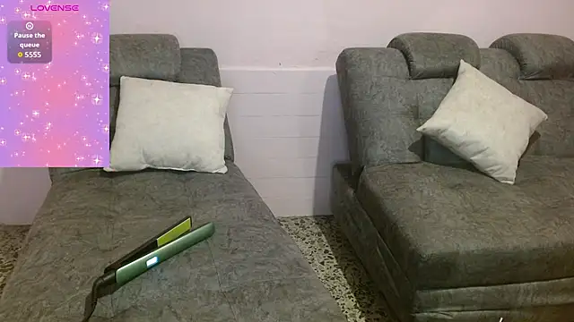 AnnieSparkle online show from November 4, 2025, 12:43 am