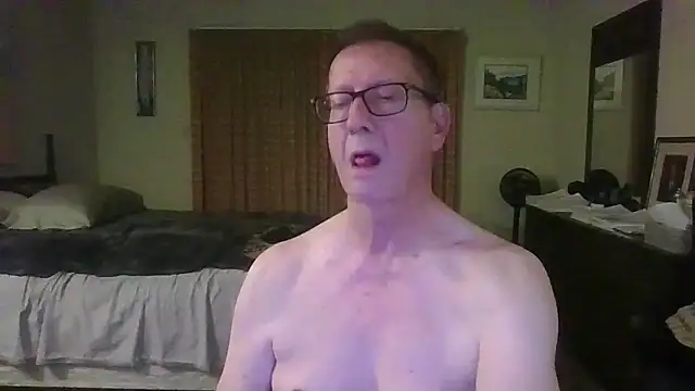 camminmichaellll online show from February 2, 2026, 4:33 am