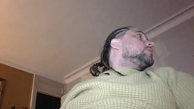 Titilouonlyf69 online show from October 18, 2025, 1:19 am