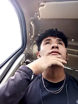 califa5A online show from October 2, 2025, 4:47 pm