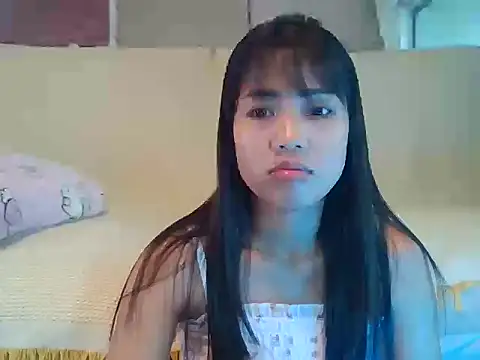 Snapshot of AnnewithanE chatting on October 13, 2025, 1:38 am AnnewithanE online show from October 13, 2025, 1:38 am