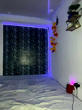 Snapshot of Alejandro_BigCock22 chatting on September 24, 2025, 7:23 am Alejandro BigCock22 online show from September 24, 2025, 7:23 am