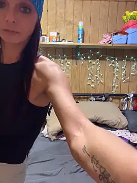 Snapshot of Kacinichole chatting on October 3, 2025, 5:54 pm Kacinichole online show from October 3, 2025, 5:54 pm