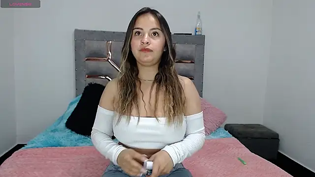 Snapshot of 20_Scarlett_Rose_ chatting on September 30, 2025, 9:31 pm 20 Scarlett Rose online show from September 30, 2025, 9:31 pm