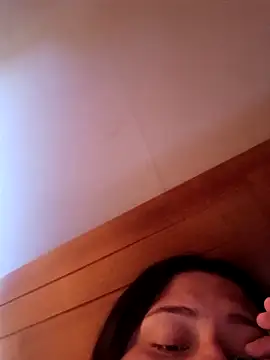 tudiablitalitabellaaa online show from September 28, 2025, 9:53 pm