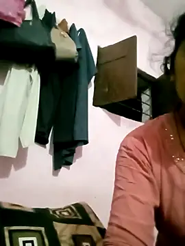 Snapshot of Hot_tin74 chatting on September 30, 2025, 7:52 pm Hot tin74 online show from September 30, 2025, 7:52 pm